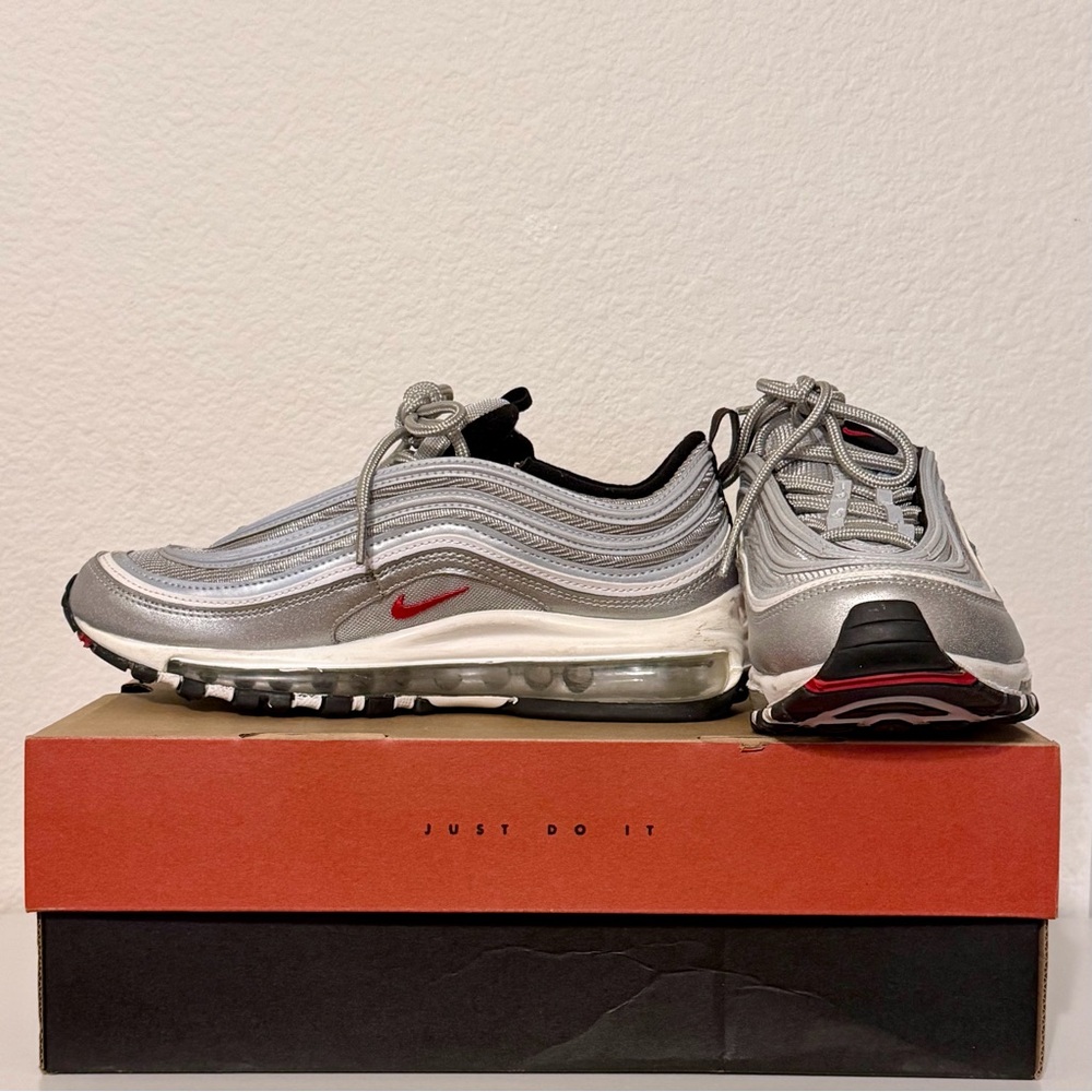 Nike Women’s Air Max 97 OG “Silver Bullet” Metallic Silver/Varsity Red | Size 8 - Picture 7 of 16